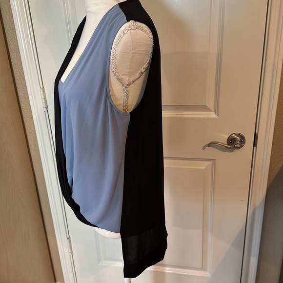 BCBGMAXAZRIA. Formal tank top. Sleeveless. Size - M - Picture 6 of 9